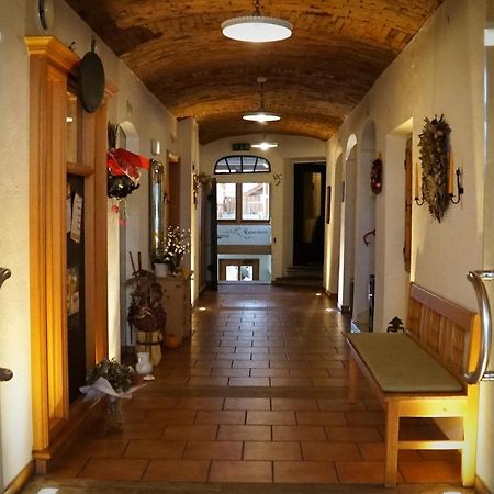 Zum Schwarzen Roessl Hotel Strengberg Kültér fotó